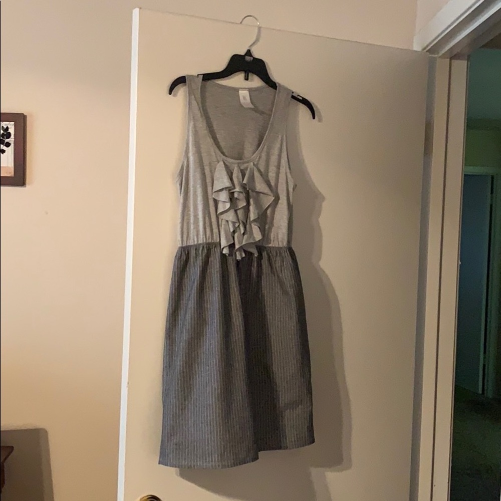 Sleeveless summer dress